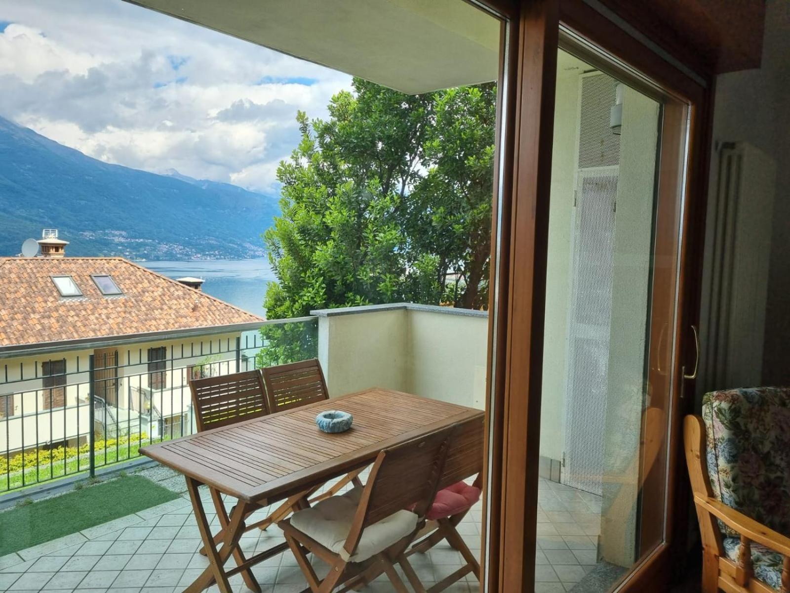 Apartment With Garden And Terrace Beautiful Lake View Bellano Extérieur photo